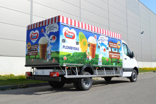 „Klaipėdos pieno“ parką papildė nauji ledų furgonai